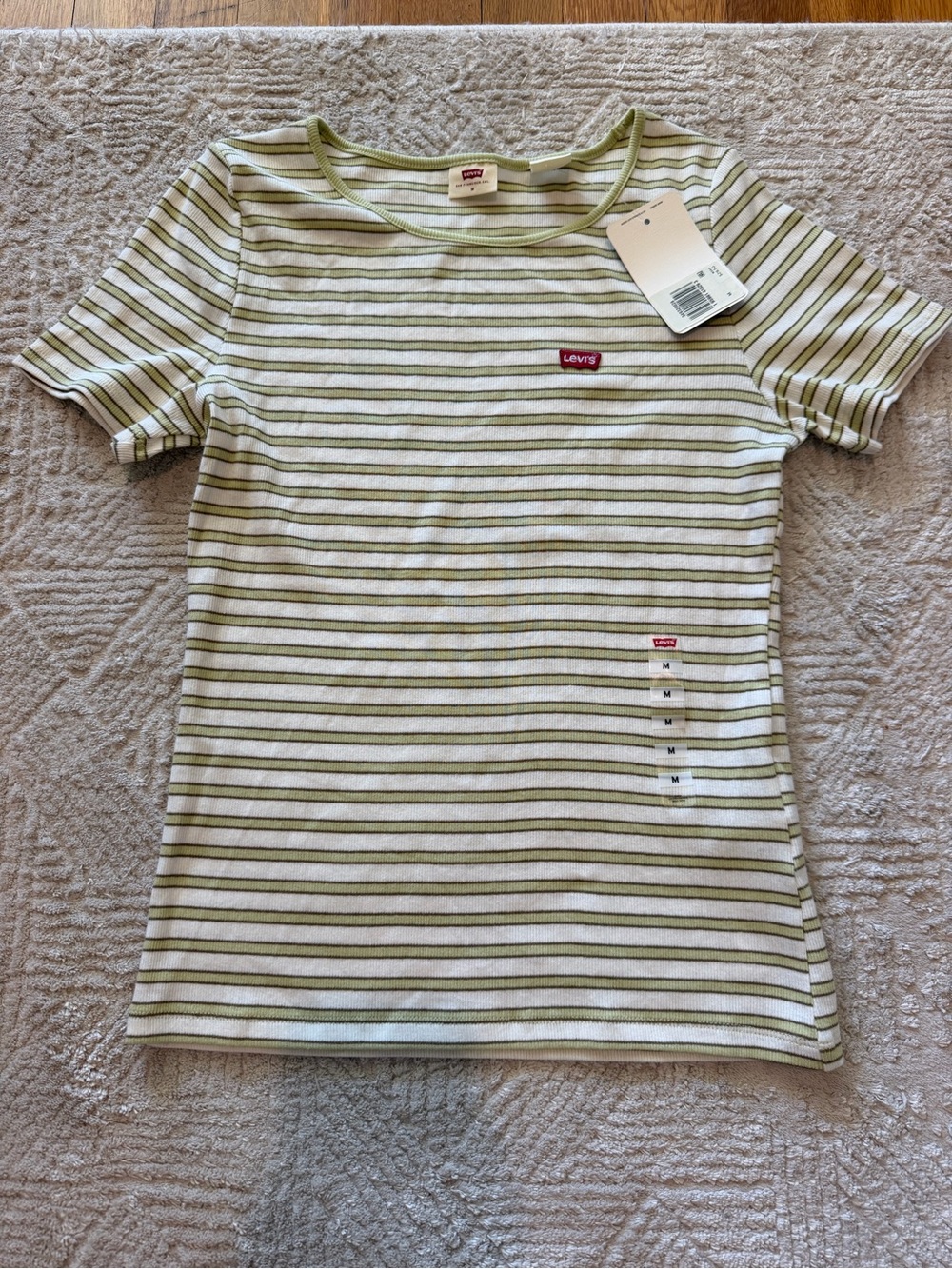 NWT Levi’s Women’s Green White Striped Ribbed Baby Tee Size Medium